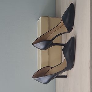 Michael Kors Julieta leather pump